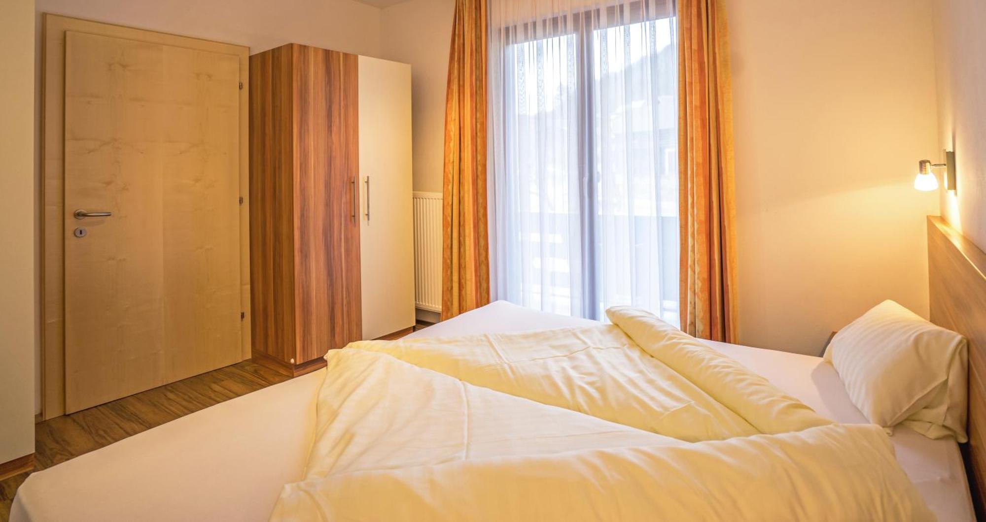 Hotel Haus Stampfer Weissensee Habitación foto