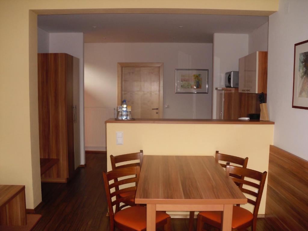 Hotel Haus Stampfer Weissensee Habitación foto